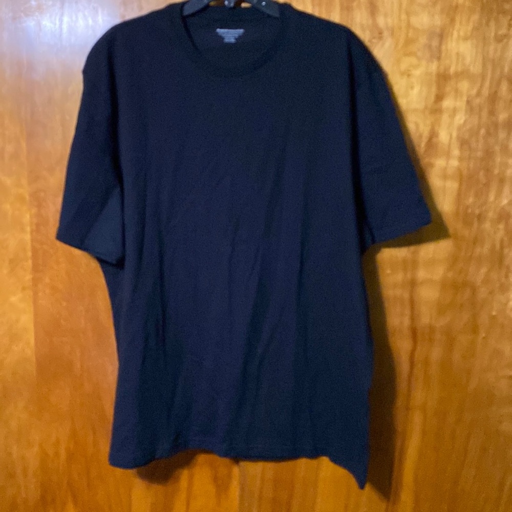 Amazon Essentials Men's Regular-Fit Short-Sleeve Crewneck T-Shirt, 2 shirts